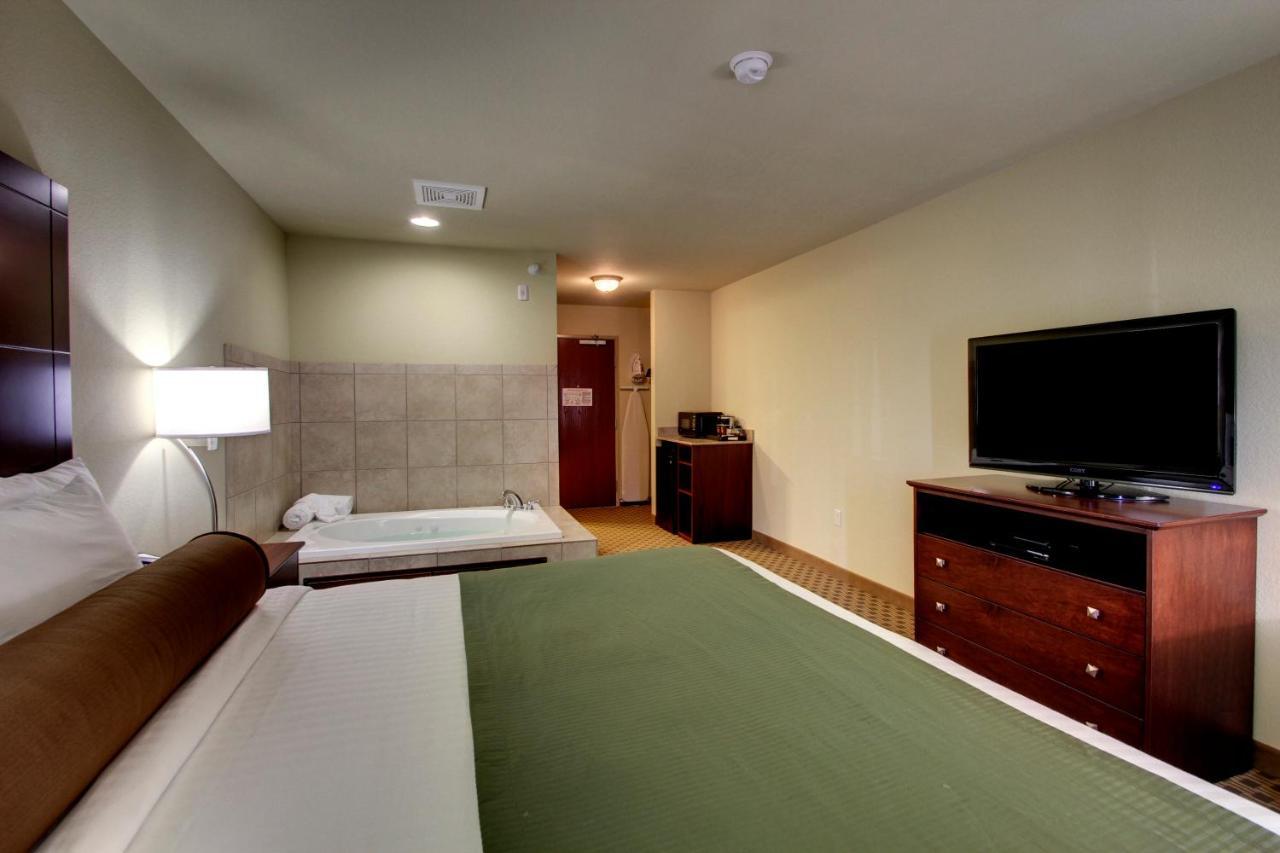 Cobblestone Inn & Suites - Carrington Eksteriør bilde