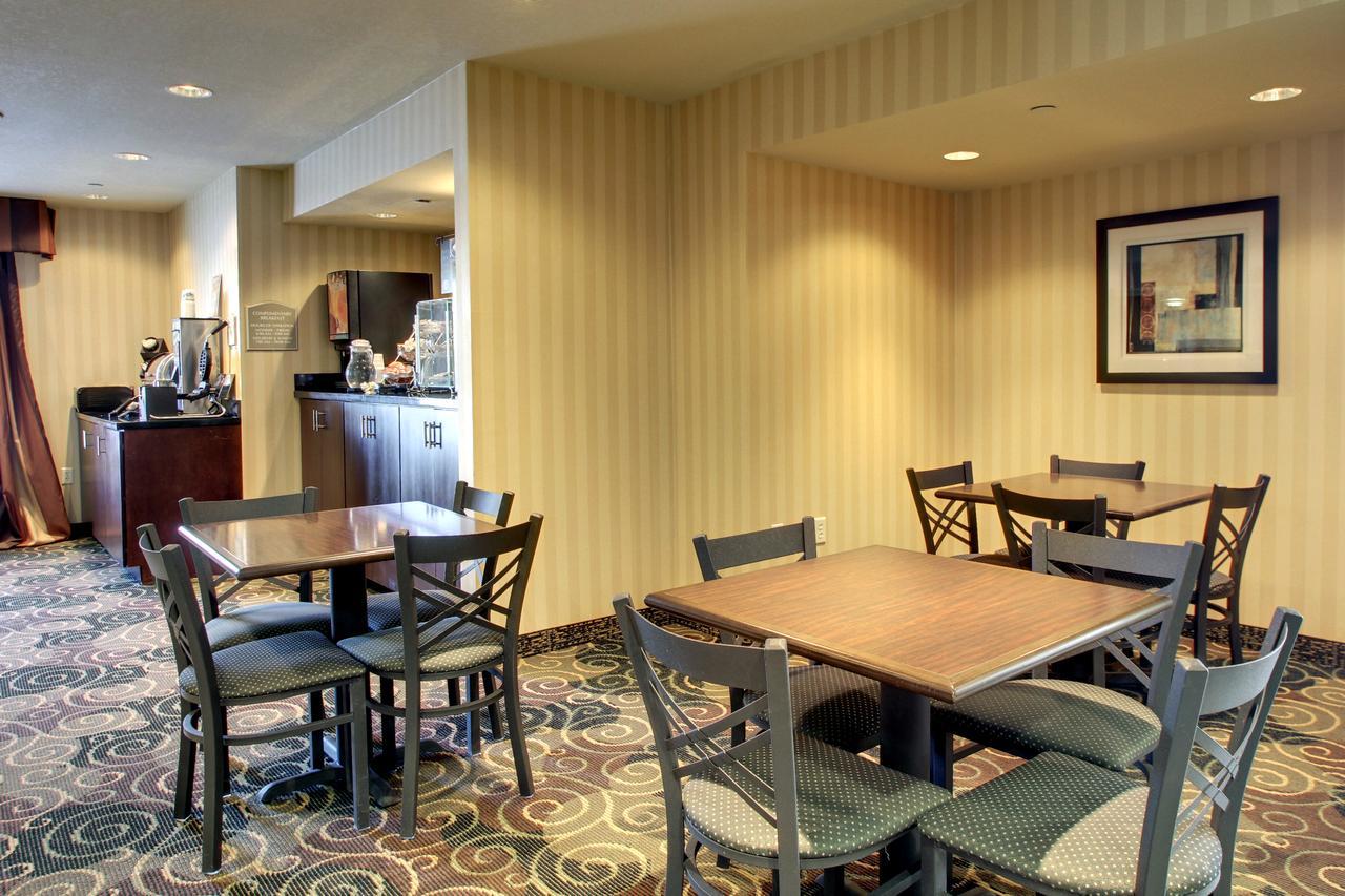 Cobblestone Inn & Suites - Carrington Eksteriør bilde